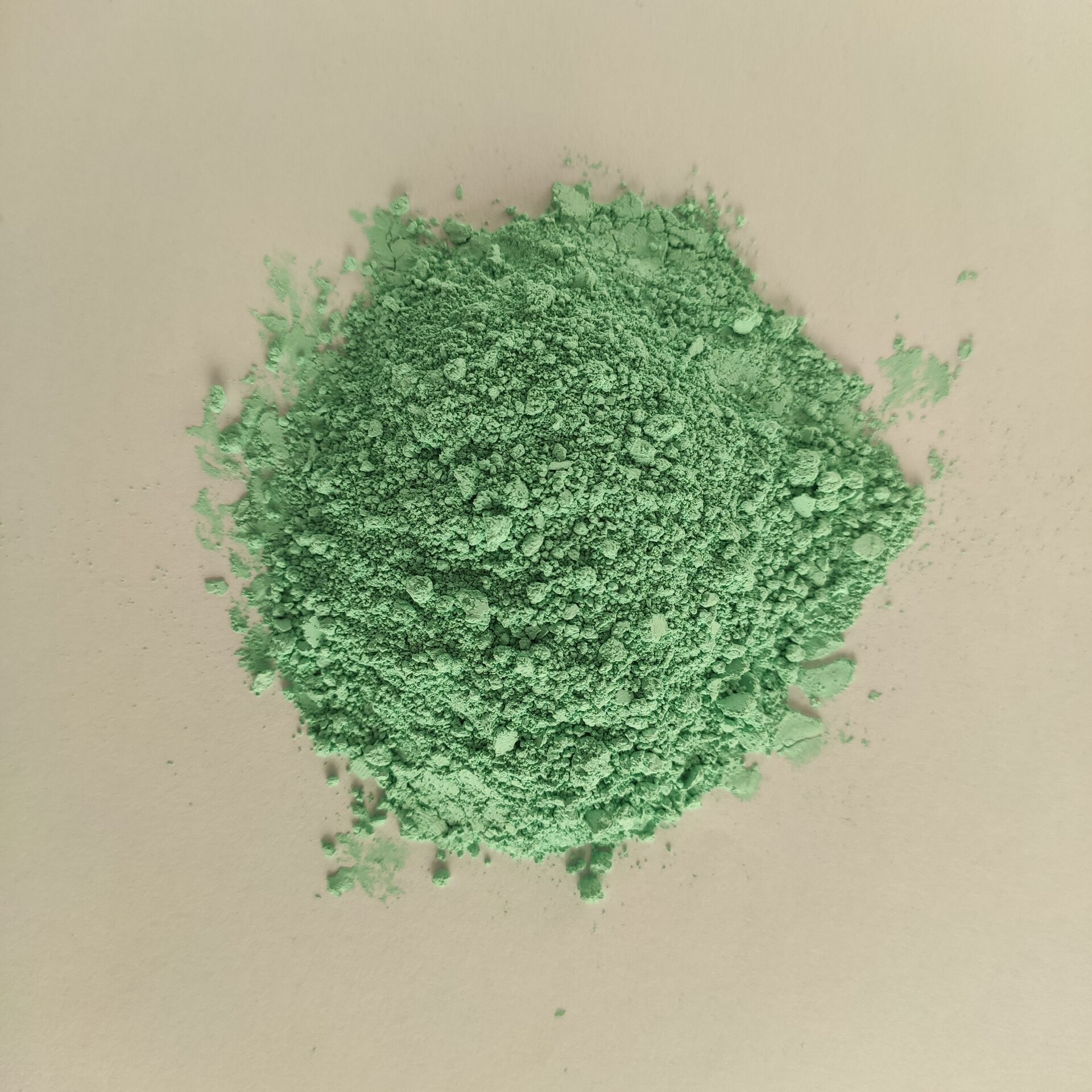Light alkali type copper carbonate